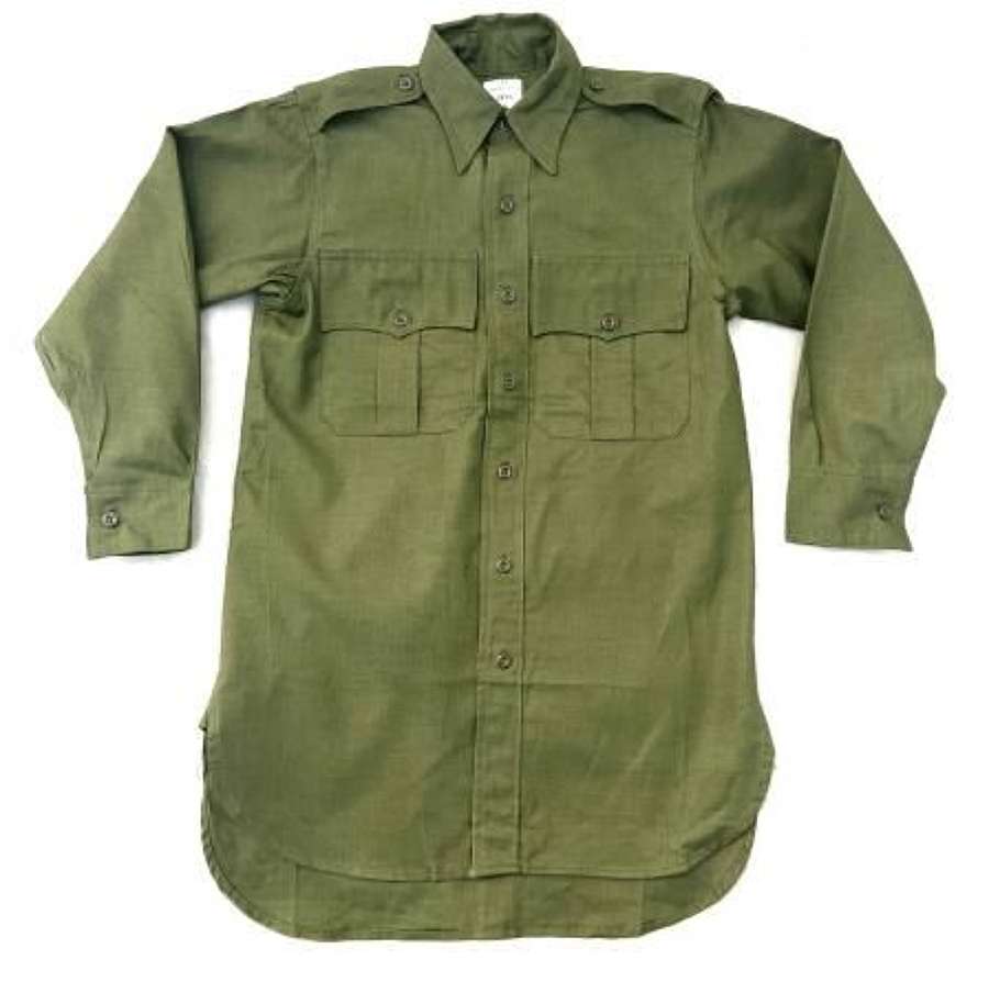 Original 1965 Dated Jungle Green Aertex Shirt - Size 13