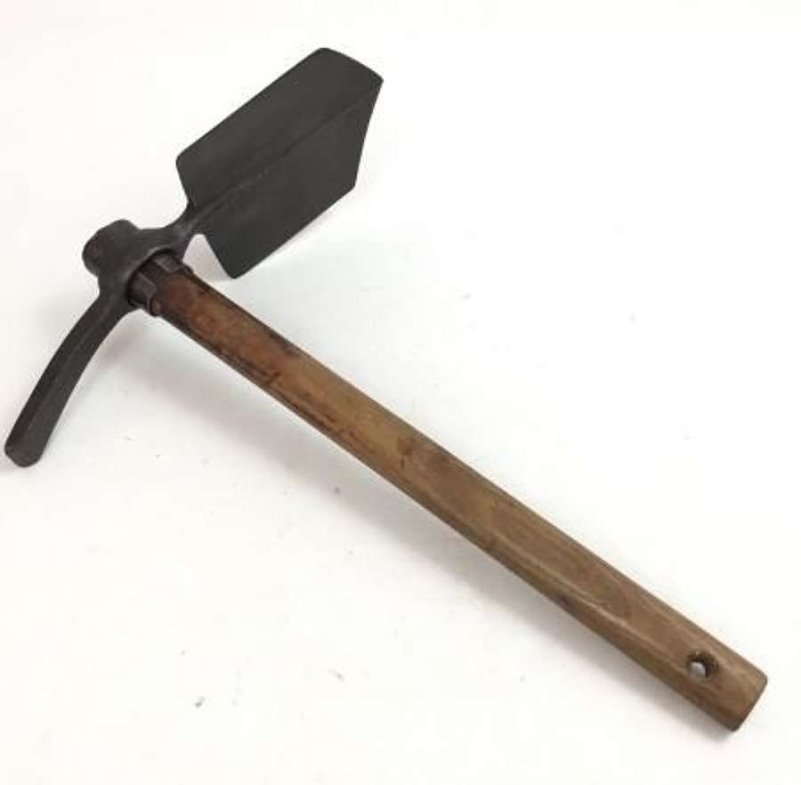 Original Early British Army Entrenching Tool