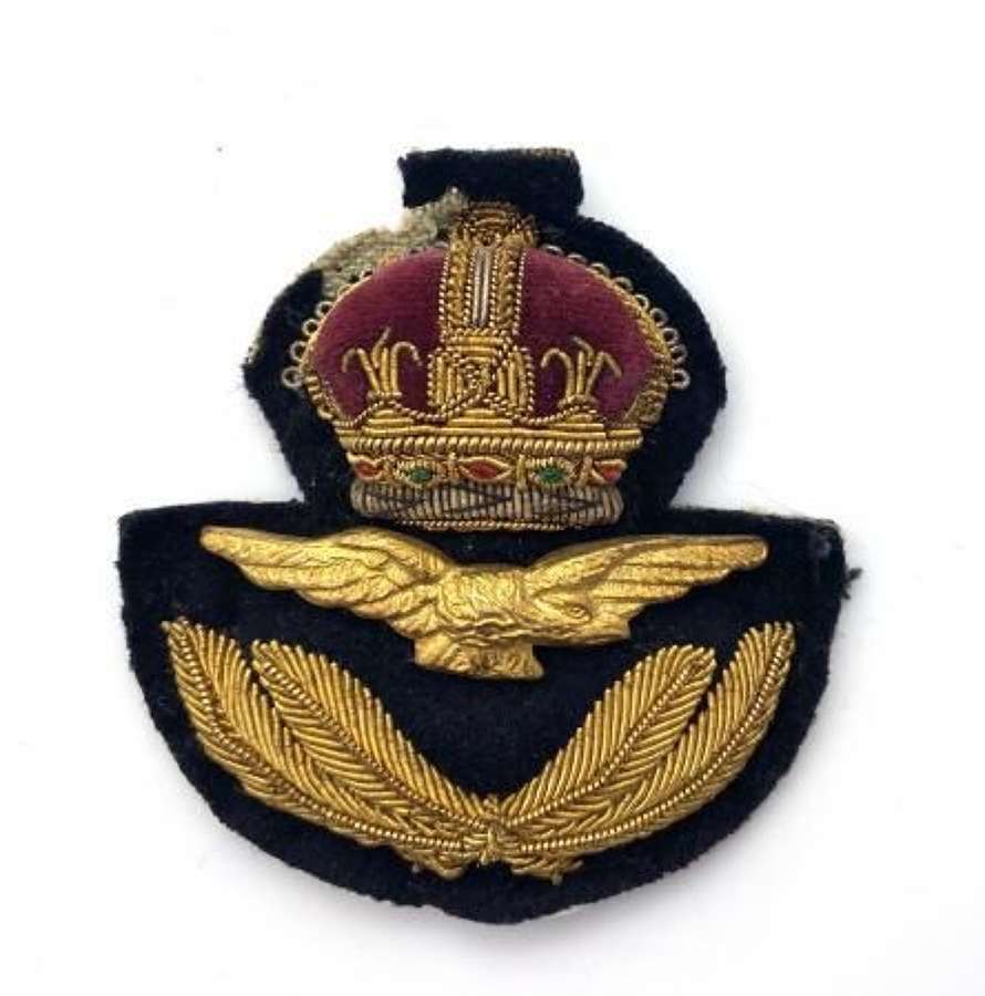 Original WW2 RAF Officers Peaked Cap Badge