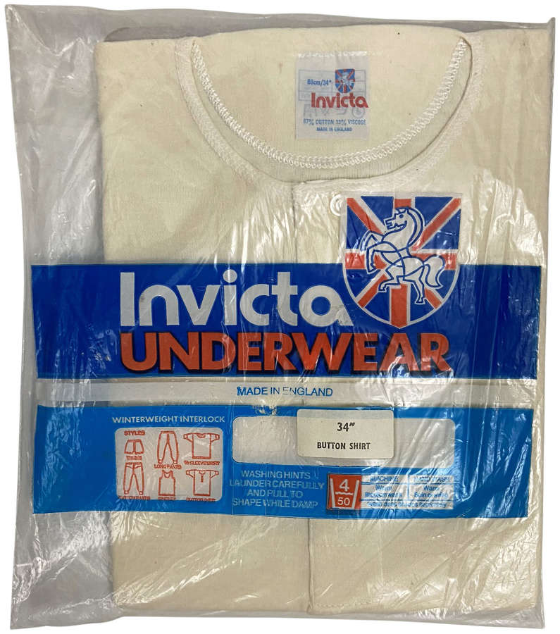 Original Men's Three Button Undershirt by 'Invicta' - Red/Blue Label