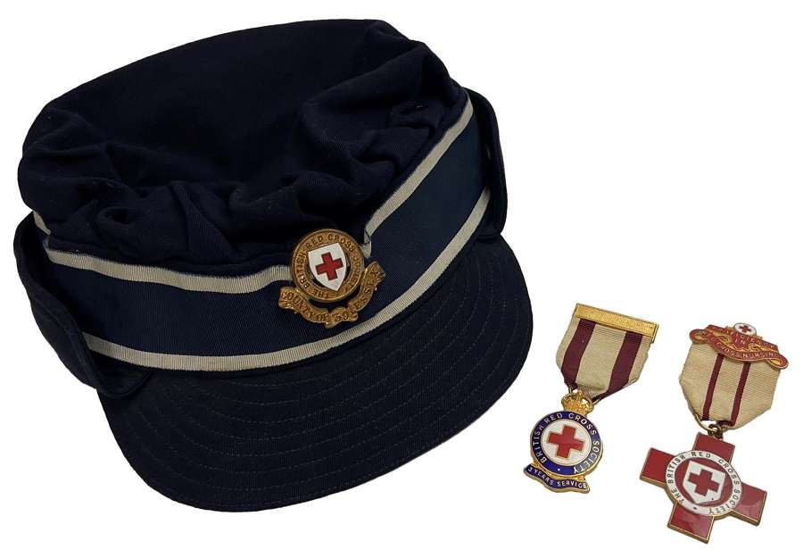 Original British Red Cross Nurse's Cap and Medal Grouping - 39 Essex