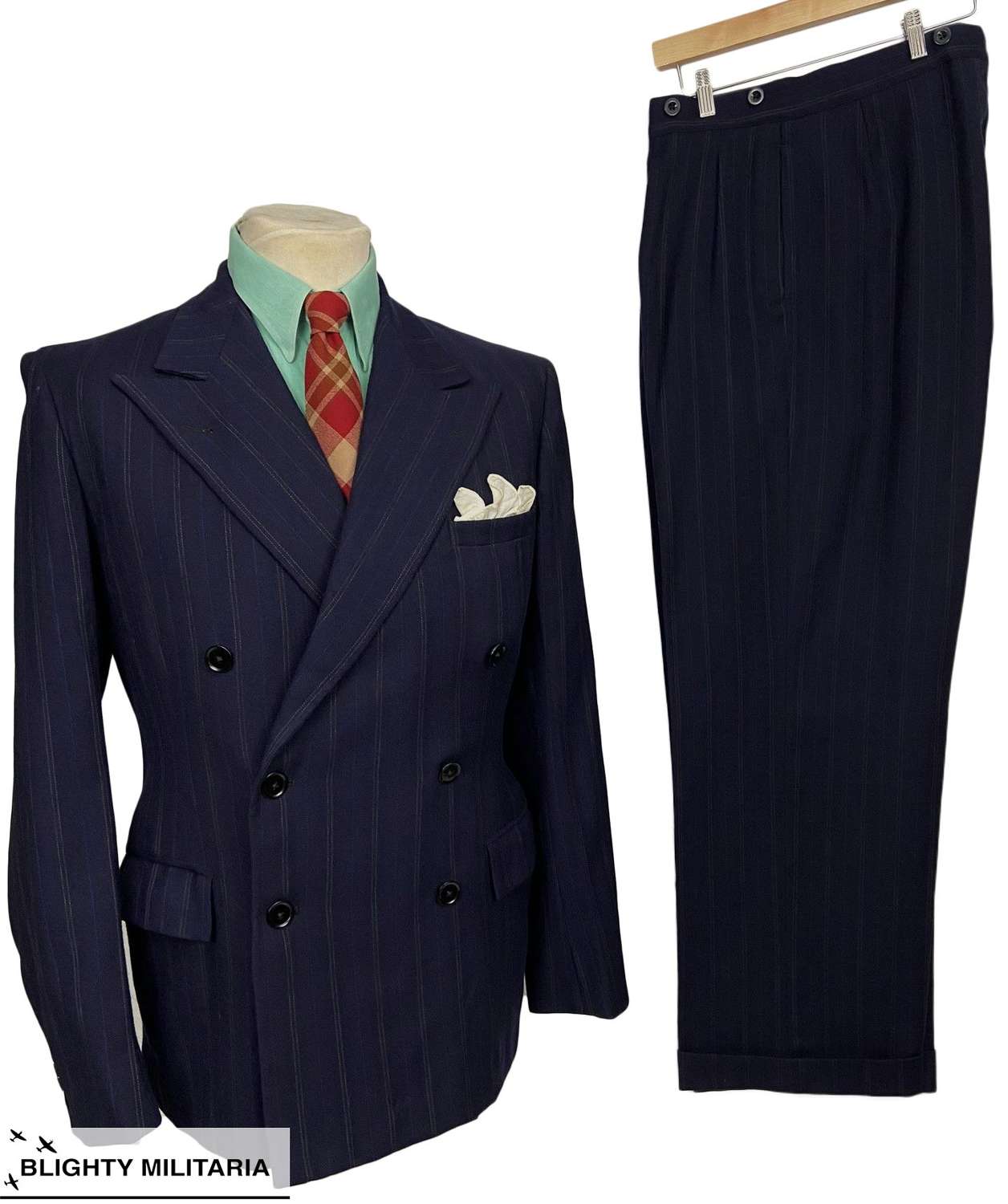 Original 1940s CC41 Men's Blue Double Breasted Pinstripe Suit Size 38