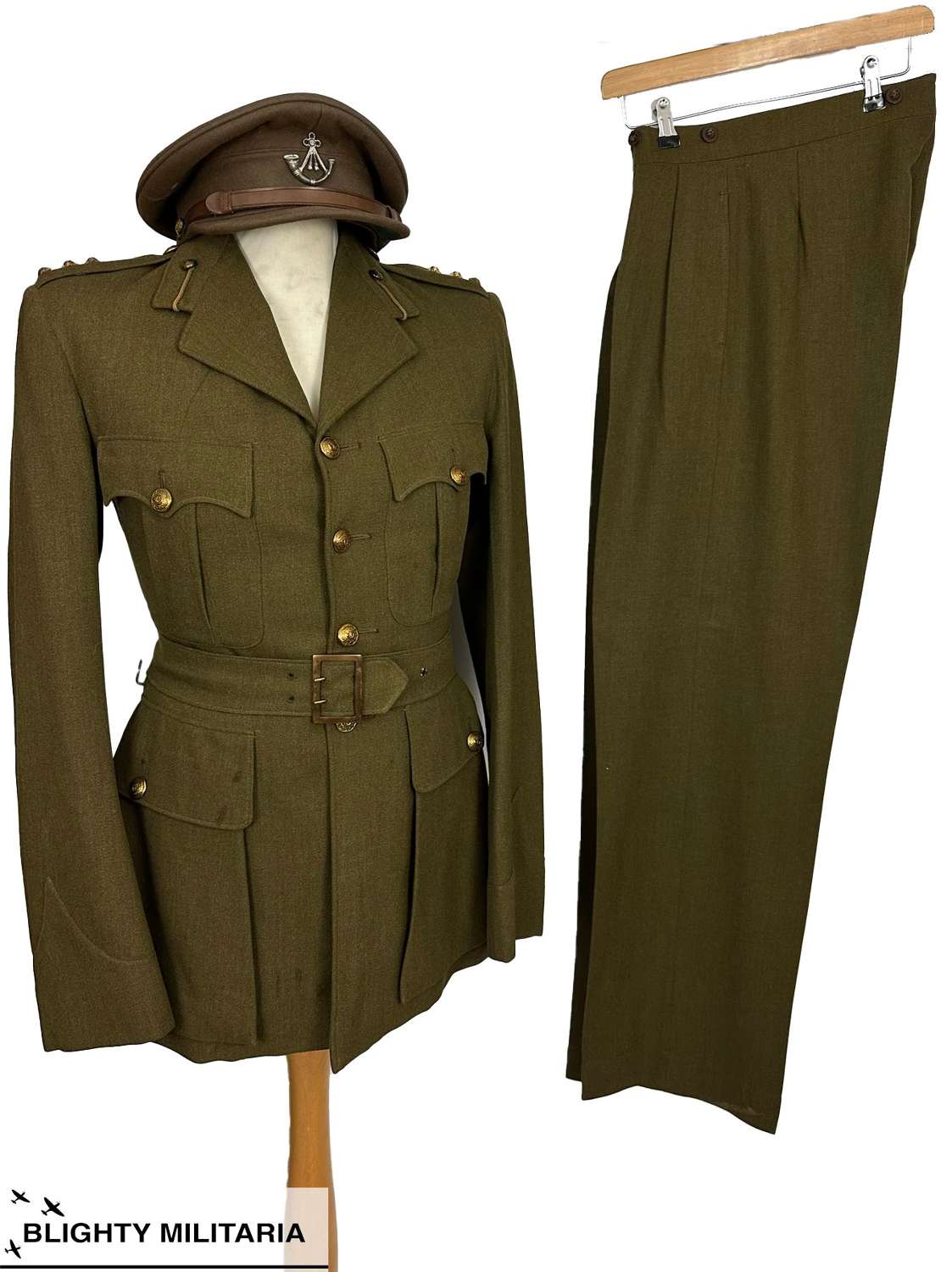 Original WW2 Oxfordshire & Buckinghamshire Officer's Uniform Grouping